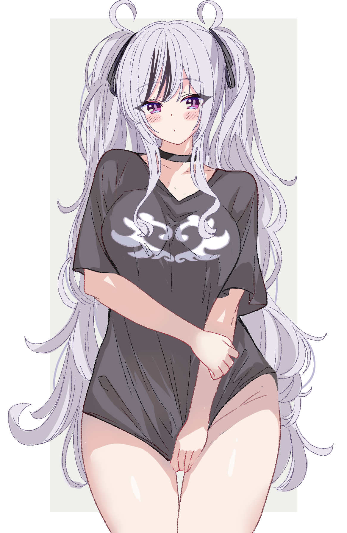 londom (lonhomewell), elbe (azur lane), azur lane, highres, 1girl, alternate costume, black choker, black shirt, choker, collarbone, grey hair, long hair, oversized clothes, oversized shirt, purple eyes, shirt, solo, thick thighs, thighs, very long hair
