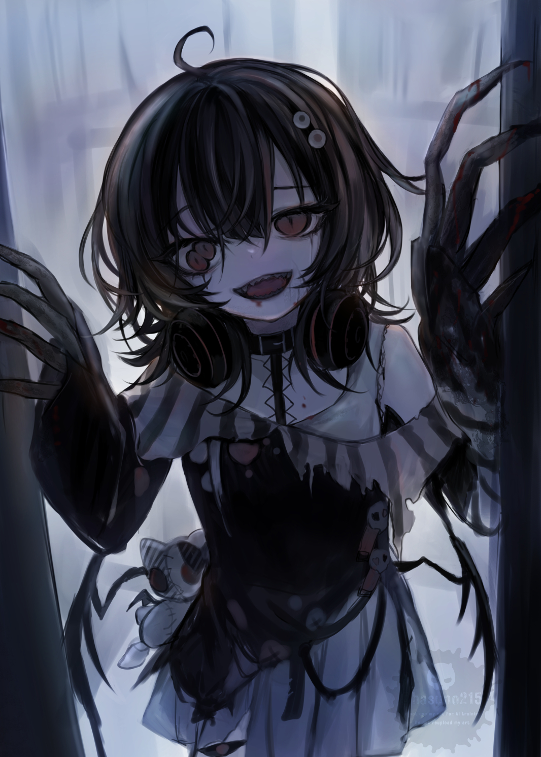 hasunokaeru, sawatari coco, mahou shoujo no majo saiban, commentary request, highres, spoilers, 1girl, :d, ahoge, black hair, black shirt, black wings, blood, blood on face, extra pupils, hair between eyes, hands up, headphones, headphones around neck, looking at viewer, low wings, off shoulder, open mouth, pleated skirt, red eyes, sharp teeth, shirt, skirt, smile, solo, stuffed animal, stuffed cat, stuffed toy, tank top, teeth, white skirt, white tank top, wings