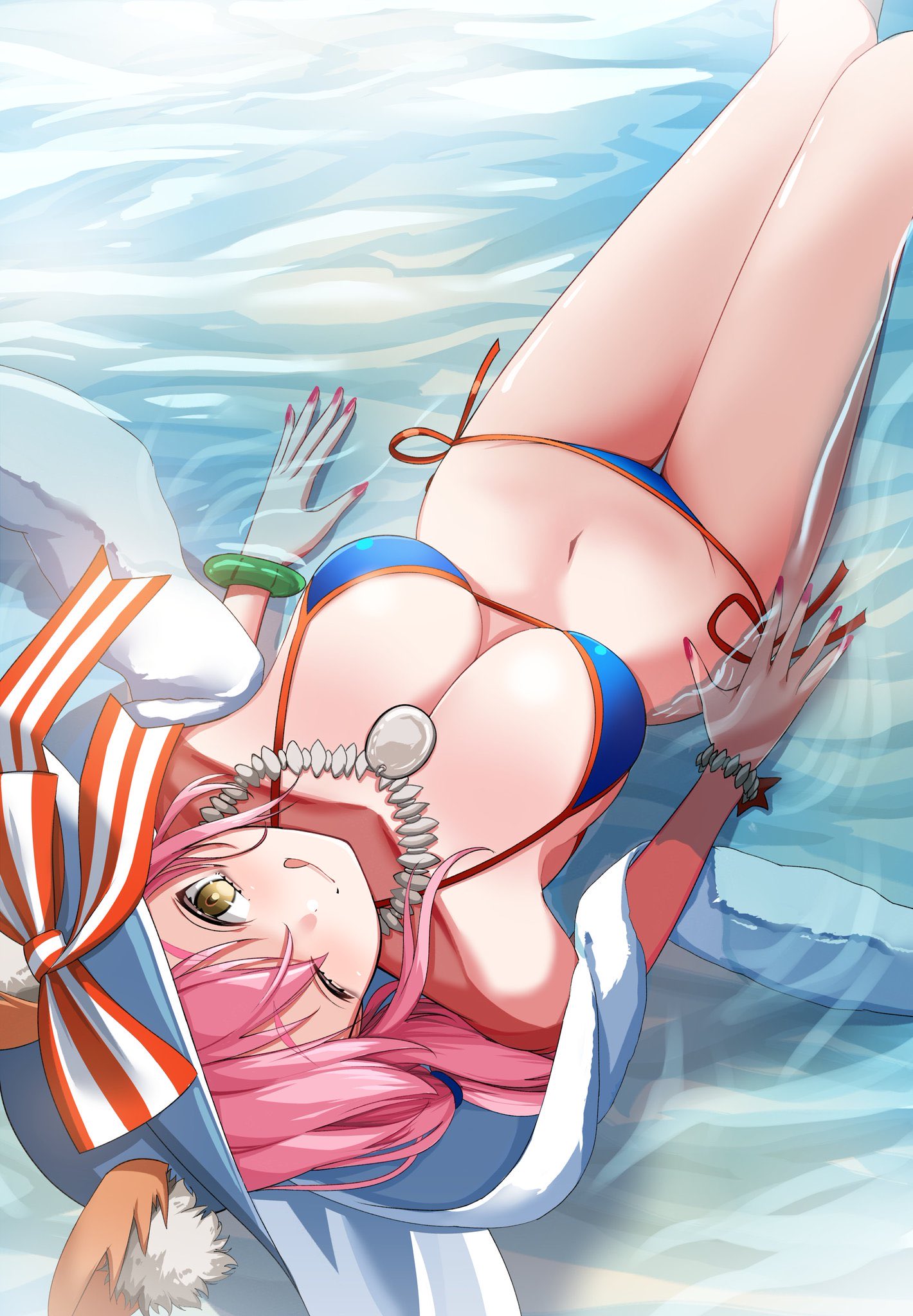 nigori (keydoor), tamamo no mae (fate), tamamo no mae (swimsuit lancer) (fate), tamamo no mae (swimsuit lancer) (third ascension) (fate), fate/grand order, fate (series), tamamo (fate), highres, 1girl, animal ear fluff, animal ears, bare shoulders, bikini, blue bikini, blush, bracelet, breasts, cleavage, fox ears, fox girl, hat, jewelry, large breasts, licking lips, long hair, looking at viewer, navel, necklace, one eye closed, pink hair, shore, sidelocks, smile, solo, sun hat, swimsuit, thighs, tongue, tongue out, white hat, yellow eyes
