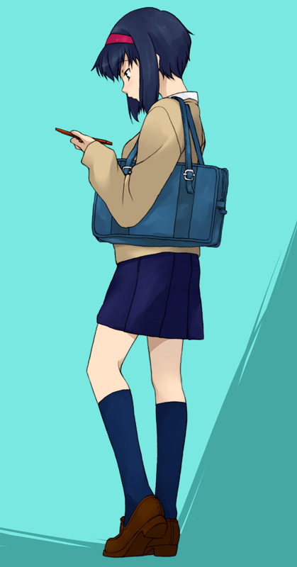 amano hosikawa, kumashiro sakuya, shin tenchi muyou!, tenchi in tokyo, tenchi muyou!, 1990s (style), 1girl, bag, blue hair, cardigan, cellphone, female focus, headband, kneehighs, loafers, phone, retro artstyle, school uniform, shoes, short hair, sidelocks, skirt, socks, solo