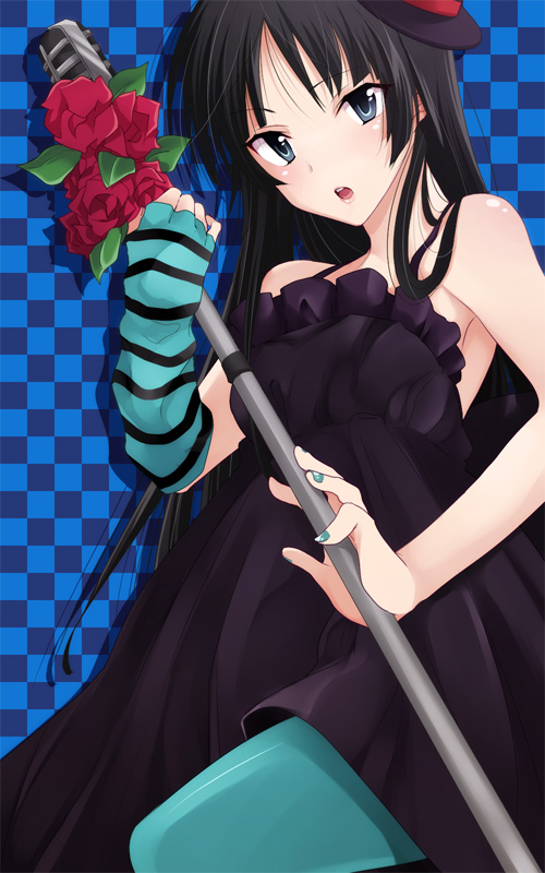mitsuru (mitsu5), akiyama mio, don't say "lazy", k-on!, striped, 00s, 1girl, black hair, blunt bangs, female focus, flower, gothic lolita, hat, hime cut, lolita fashion, pantyhose, rose, solo