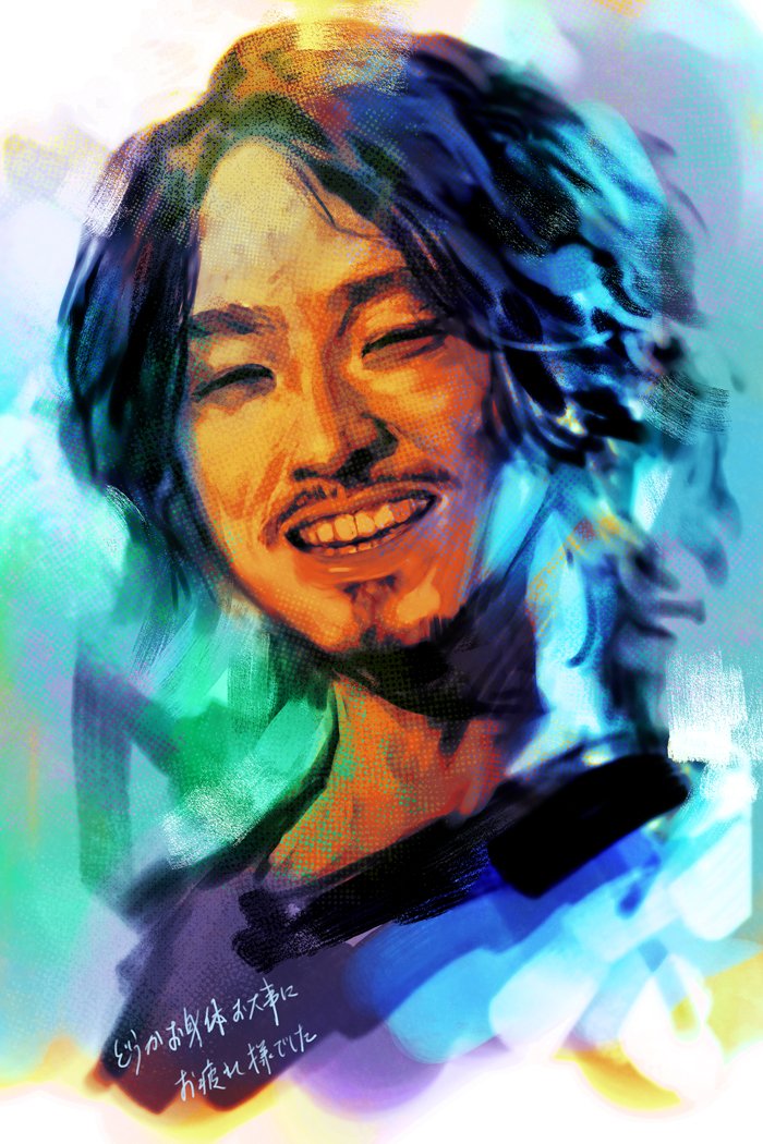 hungry clicker, real life, translation request, 1boy, black hair, black shirt, blurry, blurry background, kakeru (gamer), male focus, shirt, short hair, solo, wavy hair