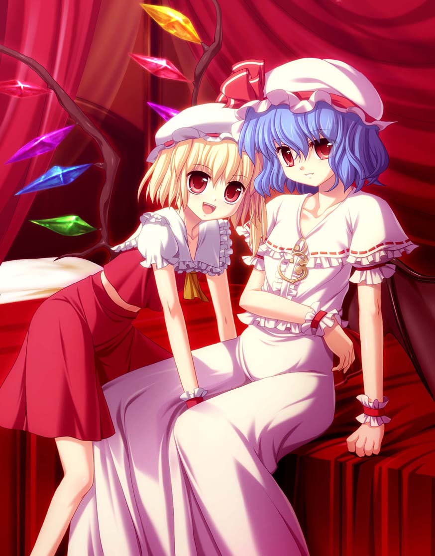 maroppe, flandre scarlet, remilia scarlet, touhou, bad id, bad pixiv id, 2girls, female focus, hat, mob cap, multiple girls, siblings, sisters