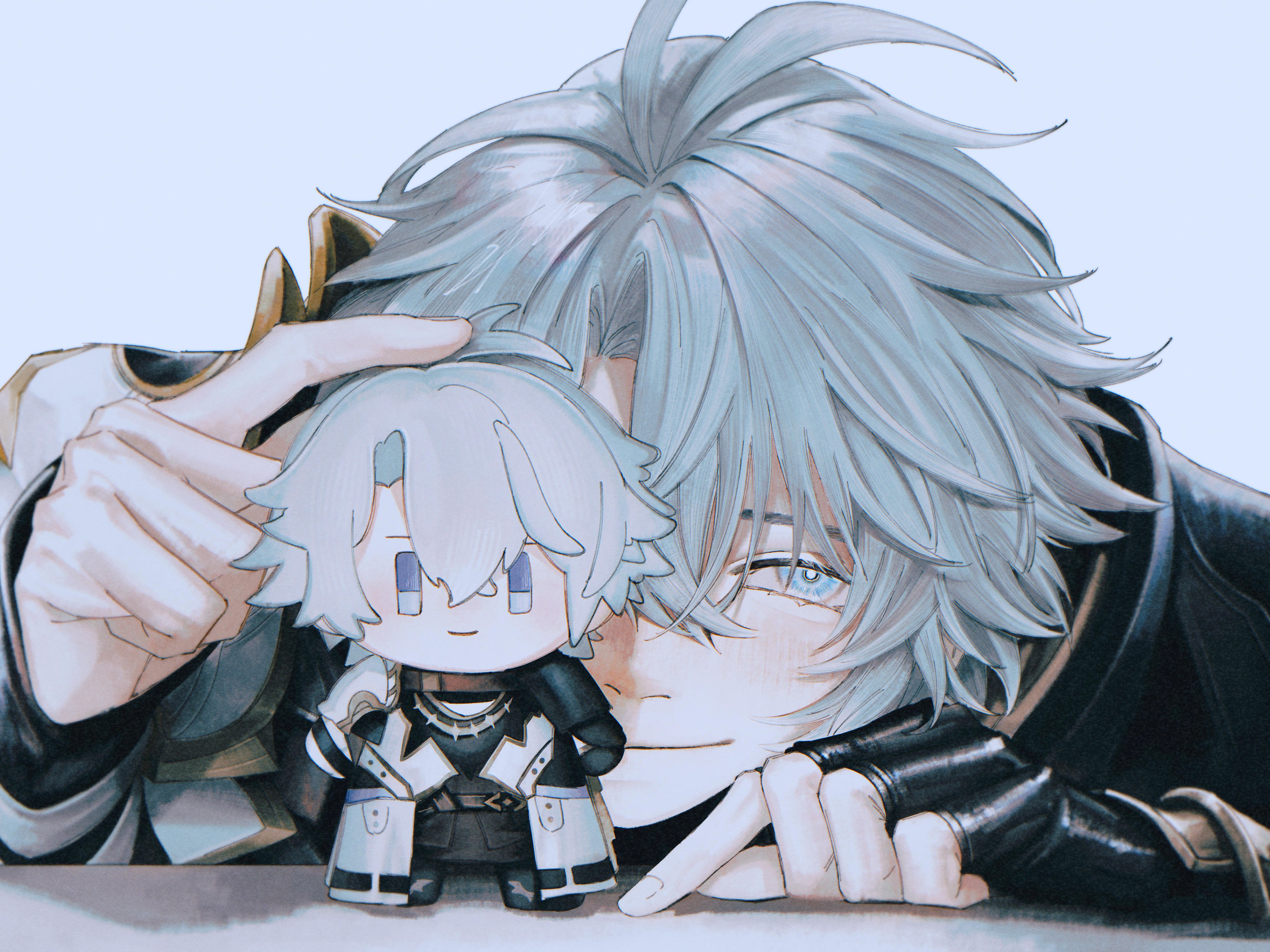 ieririr, phainon (honkai: star rail), honkai: star rail, honkai (series), absurdres, highres, 1boy, black gloves, blue eyes, character doll, crossed bangs, doll, fingerless gloves, fingernails, gloves, grey background, grey hair, hair between eyes, looking at viewer, male focus, parted bangs, short hair, simple background, smile, solo, yellow pupils