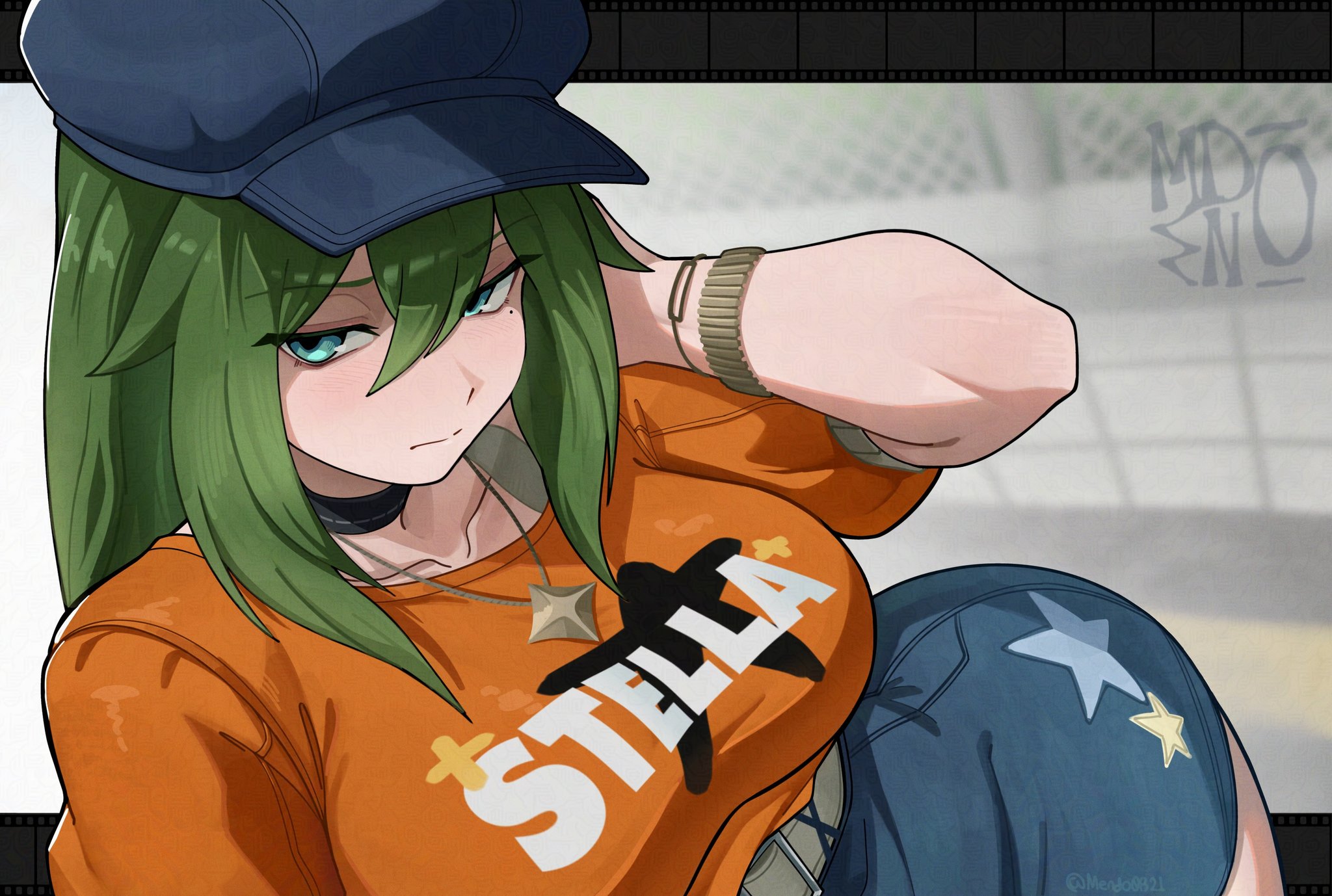 mendo0821, venus (zenless zone zero), zenless zone zero, highres, 1girl, belt, blue hat, bracelet, breasts, denim, green eyes, green hair, hat, jewelry, mole, mole under eye, necklace, official alternate costume, orange shirt, shirt, solo, star (symbol), star necklace