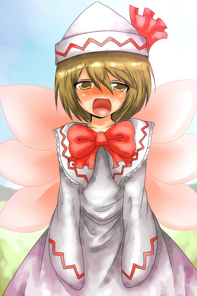 harusame (unmei no ikasumi), lily white, lunasa prismriver, touhou, 1girl, blonde hair, brown eyes, cosplay, female focus, hat, lily white (cosplay), open mouth, outdoors, plant, ribbon, short hair, sky, solo, standing, wings, yellow eyes
