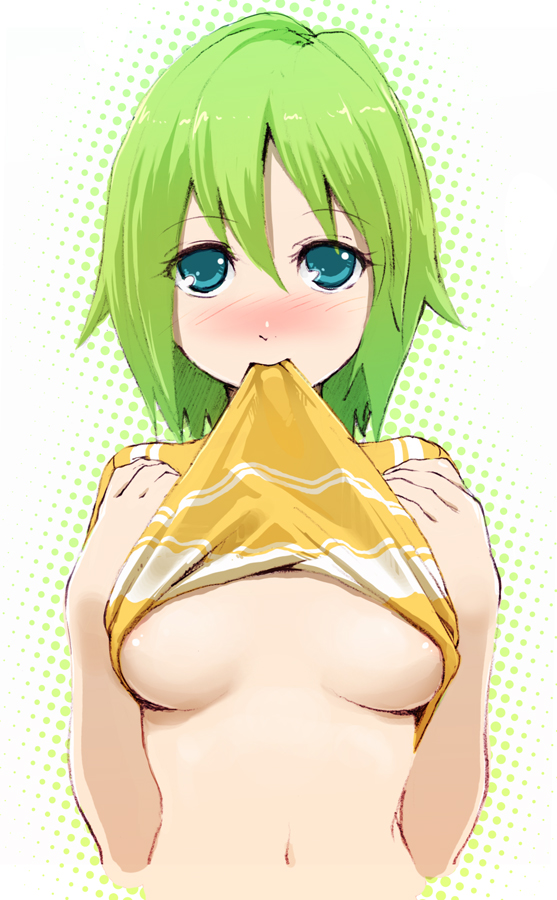 yahako, bad id, bad pixiv id, 1girl, blue eyes, blush, breasts, clothes lift, female focus, green hair, large breasts, mouth hold, shirt lift, short hair, solo, underboob, upper body