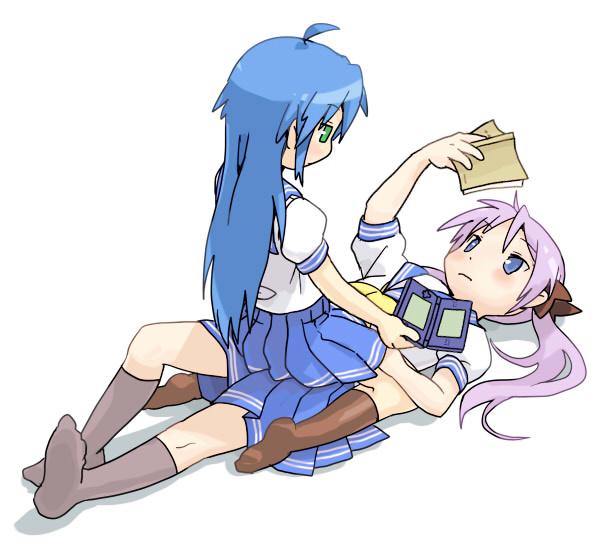 hiiragi kagami, izumi konata, lucky star, artist request, source request, 00s, 2girls, ahoge, blue eyes, blue hair, blue skirt, blush, book, female focus, green eyes, handheld game console, holding, holding book, kneehighs, long hair, multiple girls, nintendo ds, open book, pleated skirt, purple hair, reading, ribbon, ryouou school uniform, school uniform, serafuku, short sleeves, sitting, sitting on person, skirt, socks, straddling, twintails, yuri