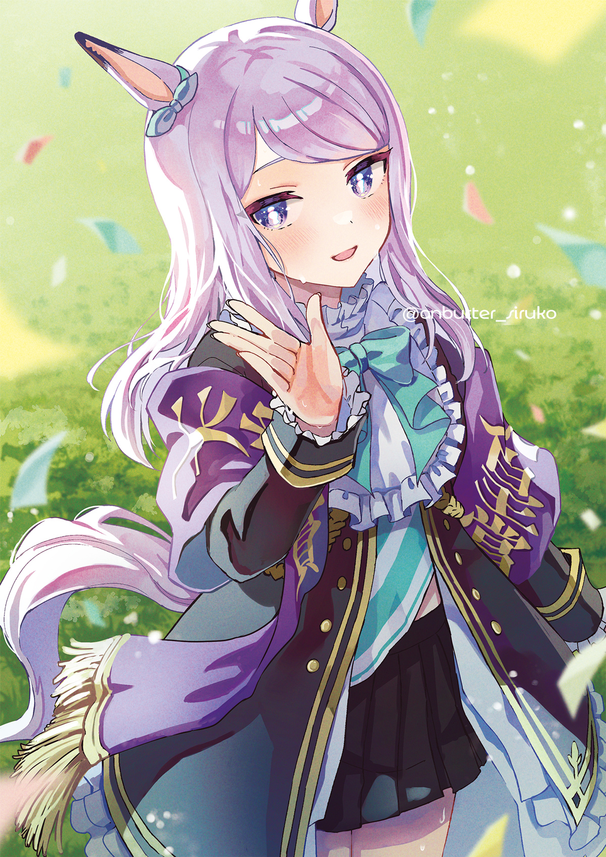 anbutter siruko, mejiro mcqueen (frontline elegance) (umamusume), mejiro mcqueen (umamusume), umamusume, commentary request, highres, 1girl, :d, animal ears, black coat, black skirt, bow, bowtie, coat, confetti, cowboy shot, ear bow, green bow, green bowtie, green shirt, horse ears, horse girl, horse tail, long hair, long sleeves, looking at viewer, open mouth, pleated skirt, purple eyes, purple hair, sash, shirt, skirt, smile, solo, striped clothes, striped shirt, tail, twitter username, waving, white shirt