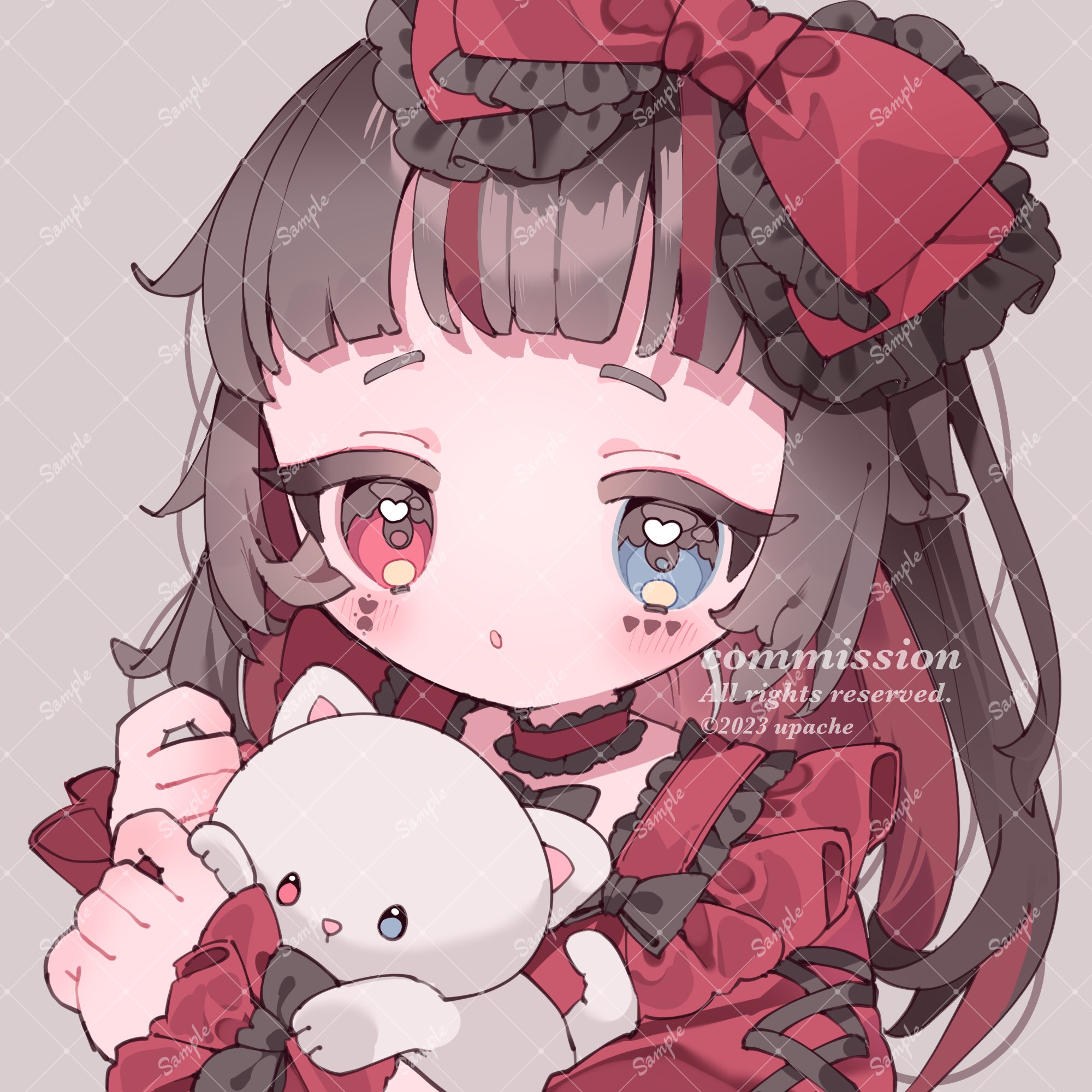 upa papa co, original, commentary, commission, highres, 1girl, :o, animal, artist name, blue eyes, blunt bangs, blush, bow, brown bow, brown hair, cat, choker, frilled bow, frilled choker, frills, grey background, hair bow, heterochromia, holding, holding animal, long sleeves, multicolored hair, open mouth, portrait, red bow, red choker, red eyes, red hair, red shirt, sample watermark, shirt, simple background, sleeve bow, solo, streaked hair, two-tone hair, watermark, watermark grid