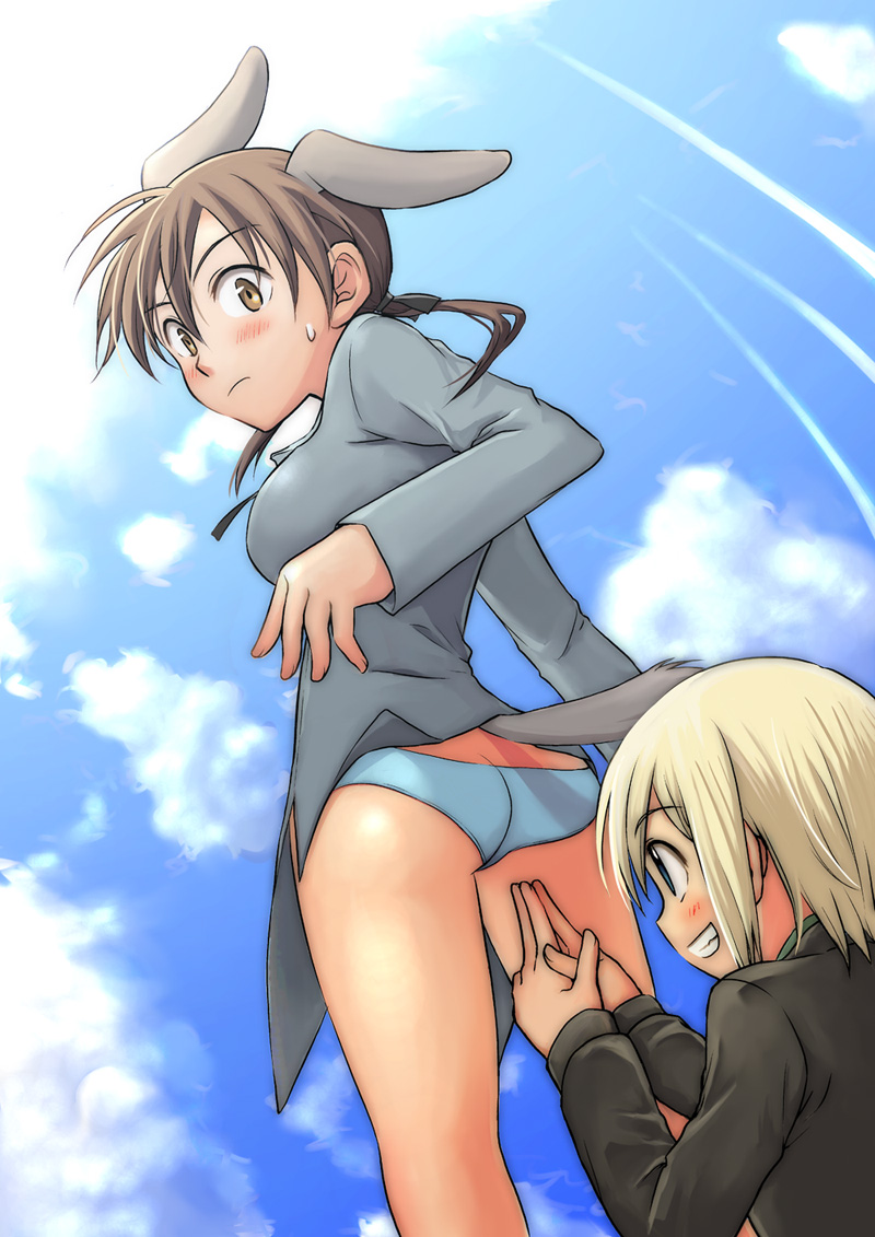 niina ryou, erica hartmann, gertrud barkhorn, strike witches, world witches series, bad id, bad pixiv id, 00s, 2girls, animal ears, ass, breasts, butt crack, dog ears, kanchou, looking back, multiple girls, panties, underwear, yuri