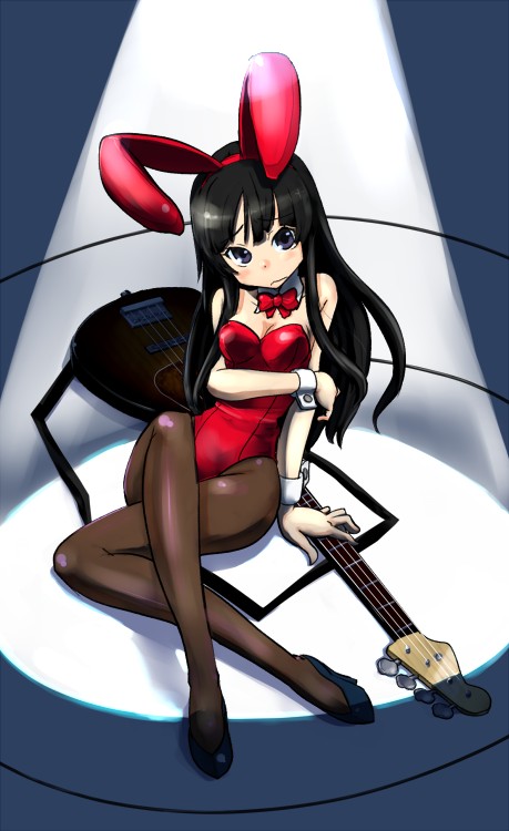 daizan (mount position), akiyama mio, k-on!, 00s, 1girl, animal ears, bass guitar, black eyes, black hair, blunt bangs, fake animal ears, female focus, full body, guitar, hime cut, indoors, instrument, long hair, pantyhose, playboy bunny, rabbit ears, solo, spotlight