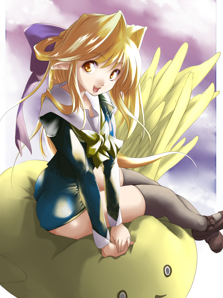 alric, bad id, bad pixiv id, 1girl, ass, blonde hair, bow, female focus, hair bow, outdoors, pointy ears, sitting, sky, smile, solo, thighhighs