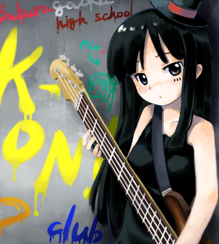okiami, akiyama mio, don't say "lazy", k-on!, bad id, bad pixiv id, 00s, 1girl, bass guitar, black eyes, black hair, blunt bangs, facepaint, female focus, guitar, hat, hime cut, instrument, long hair, mini hat, mini top hat, solo, top hat