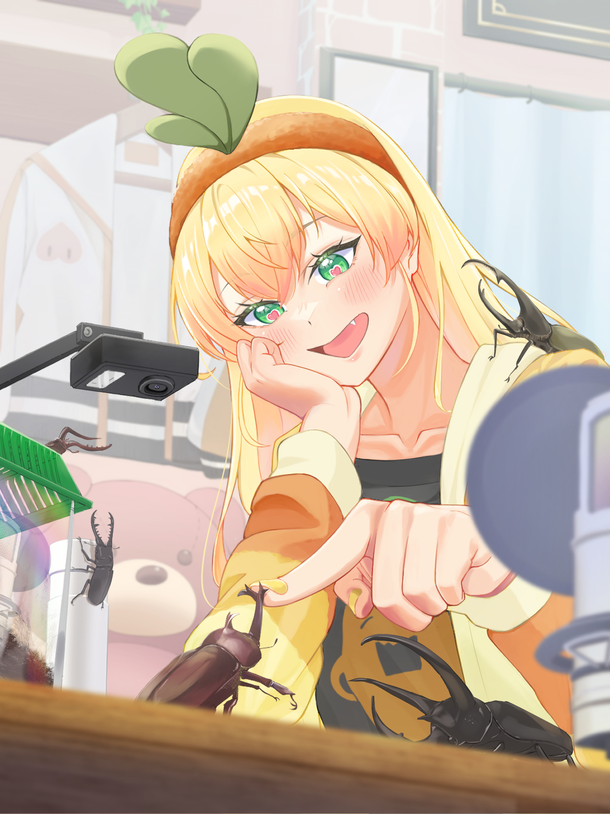 mu-chu, momosuzu nene, nekko (momosuzu nene), hololive, commentary request, highres, 1girl, black shirt, blonde hair, blurry, blush, bug, bug cage, camera, character print, collarbone, crossed bangs, depth of field, fang, green eyes, hairband, hand on animal, hand on own cheek, hand on own face, heart, heart-shaped pupils, hercules beetle, indoors, jacket, long hair, nail polish, official alternate costume, official alternate hairstyle, open mouth, orange hairband, orange jacket, rhinoceros beetle, shirt, sidelocks, solo, stag beetle, symbol-shaped pupils, virtual youtuber, yellow nails