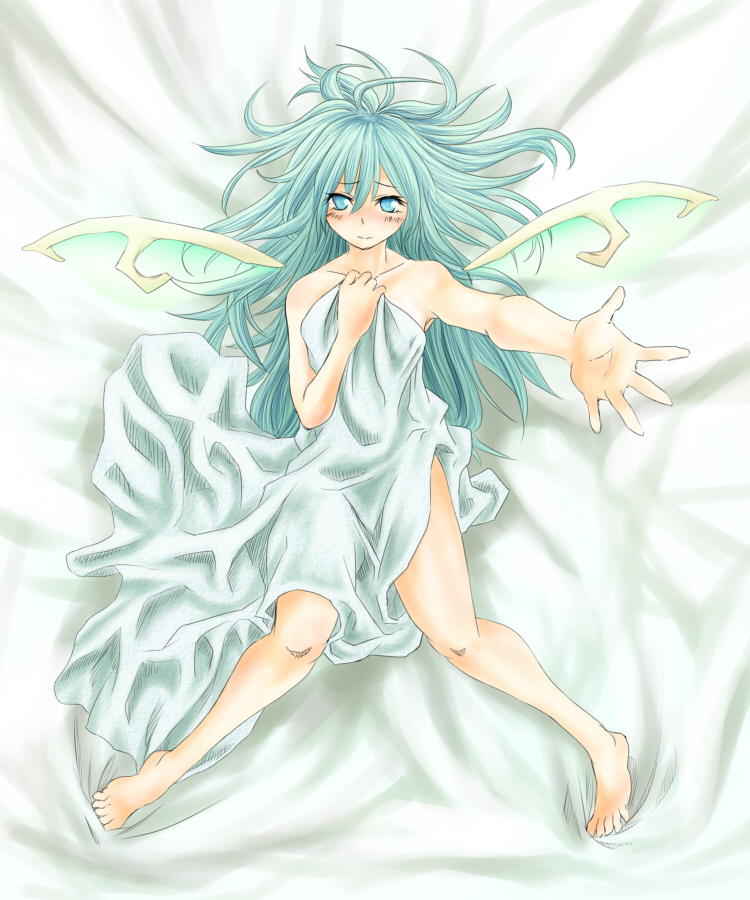 madara hato, daiyousei, embodiment of scarlet devil, touhou, 1girl, barefoot, blanket, blush, feet, female focus, foreshortening, green hair, hair down, long hair, looking at viewer, lying, nude, outstretched arm, outstretched hand, reaching, solo, wings