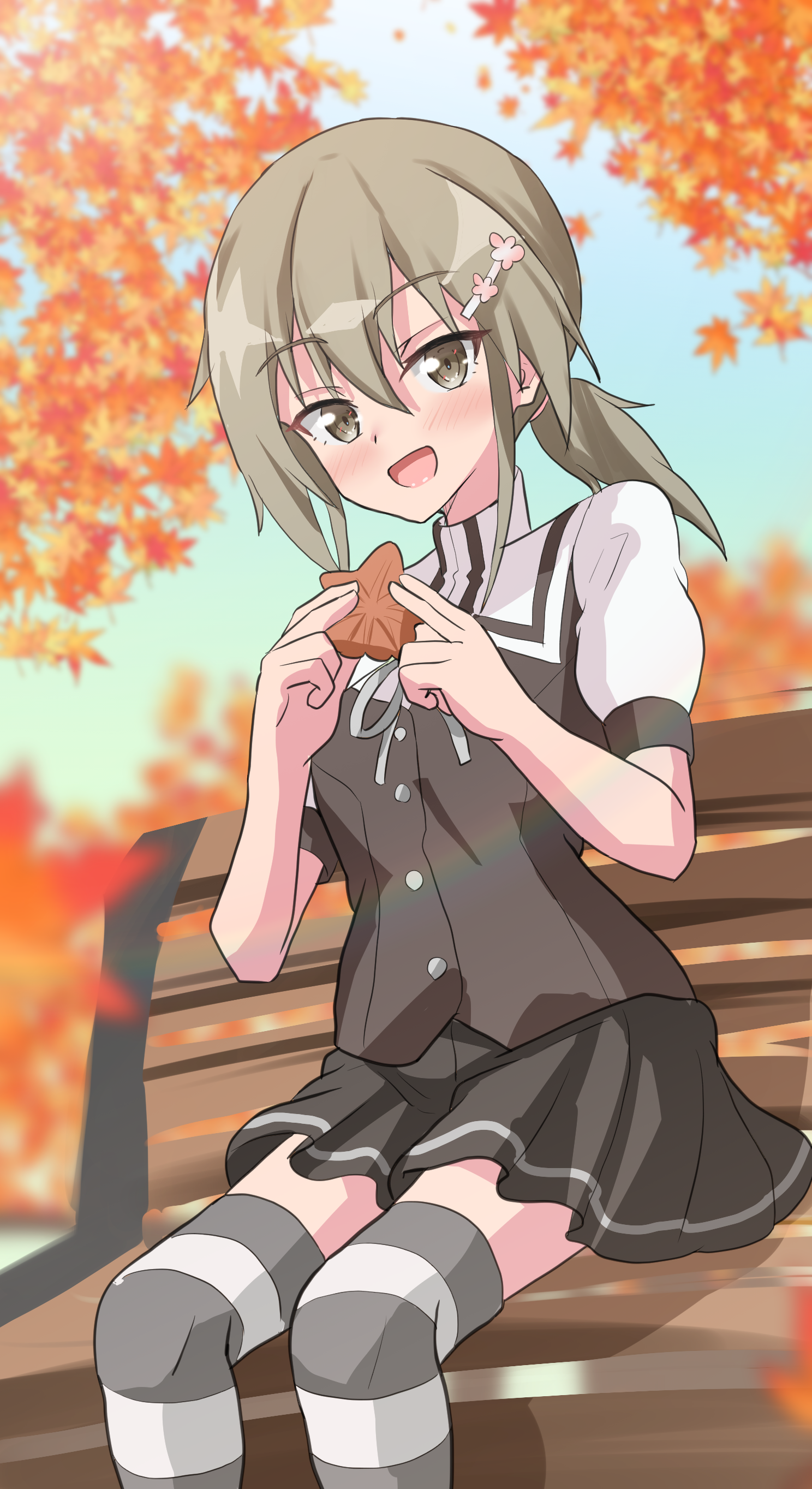 masamune mino, minowa gin, washio sumi wa yuusha de aru, yuusha de aru, absurdres, highres, 1girl, :d, autumn, autumn leaves, bench, black skirt, black vest, blue sky, blurry, blush, brown eyes, brown hair, brown vest, buttons, day, depth of field, feet out of frame, flower, grey thighhighs, hair between eyes, hair flower, hair ornament, hairclip, hands up, holding, holding leaf, leaf, long hair, looking at viewer, low ponytail, maple leaf, medium hair, miniskirt, neck ribbon, on bench, open mouth, outdoors, park bench, pink flower, pleated skirt, ponytail, puffy short sleeves, puffy sleeves, ribbon, school uniform, shirt, short sleeves, sidelocks, sitting, skirt, sky, smile, solo, starfish, striped clothes, striped thighhighs, thighhighs, vest, white ribbon, white shirt, white thighhighs, zettai ryouiki