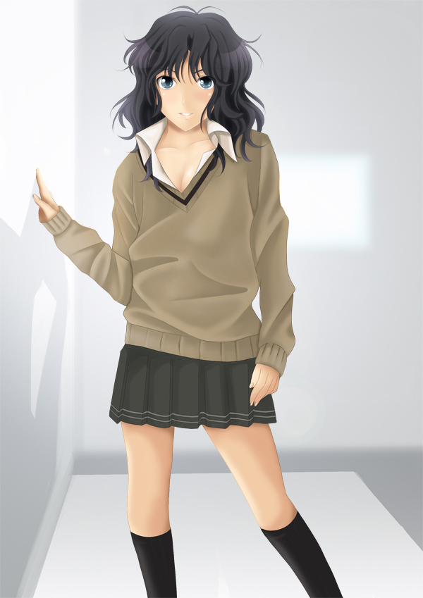 kishida-shiki, tanamachi kaoru, amagami, 1girl, black hair, blue eyes, collarbone, female focus, indoors, kneehighs, long sleeves, messy hair, miniskirt, pleated skirt, school uniform, short hair, skirt, sleeves past wrists, smile, socks, solo, standing, sweater
