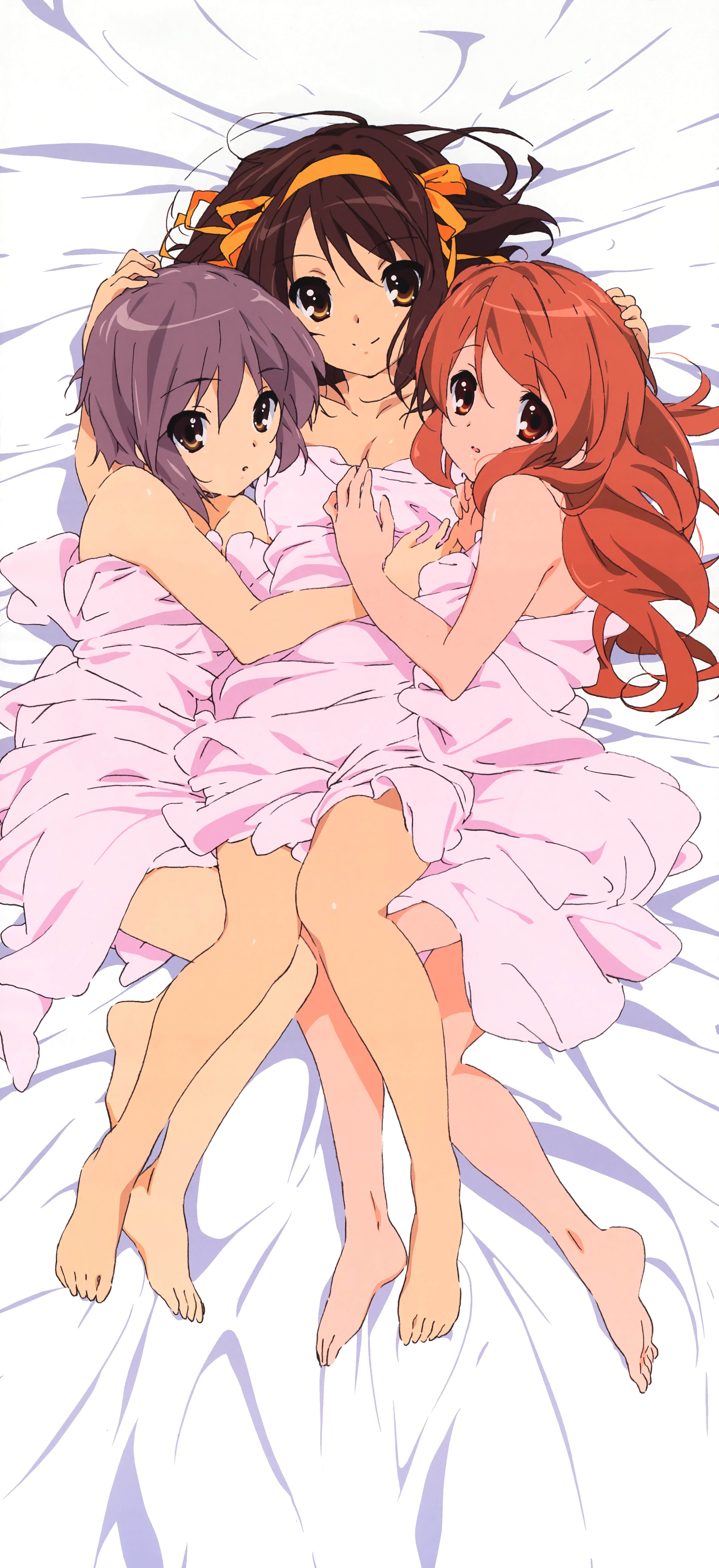 nishiya futoshi, asahina mikuru, nagato yuki, suzumiya haruhi, nyantype, suzumiya haruhi no yuuutsu, hand on head, absurdres, highres, non-web source, official art, 00s, 3girls, barefoot, bed, bed sheet, breasts, brown eyes, brown hair, cleavage, completely nude, covering privates, dakimakura (medium), feet, girl sandwich, hair spread out, hairband, hug, legs, long hair, multiple girls, naked sheet, no bra, no panties, nude, nude cover, orange hair, purple hair, red eyes, sandwiched, short hair, small breasts, smile, soles, toes, topless female, under covers