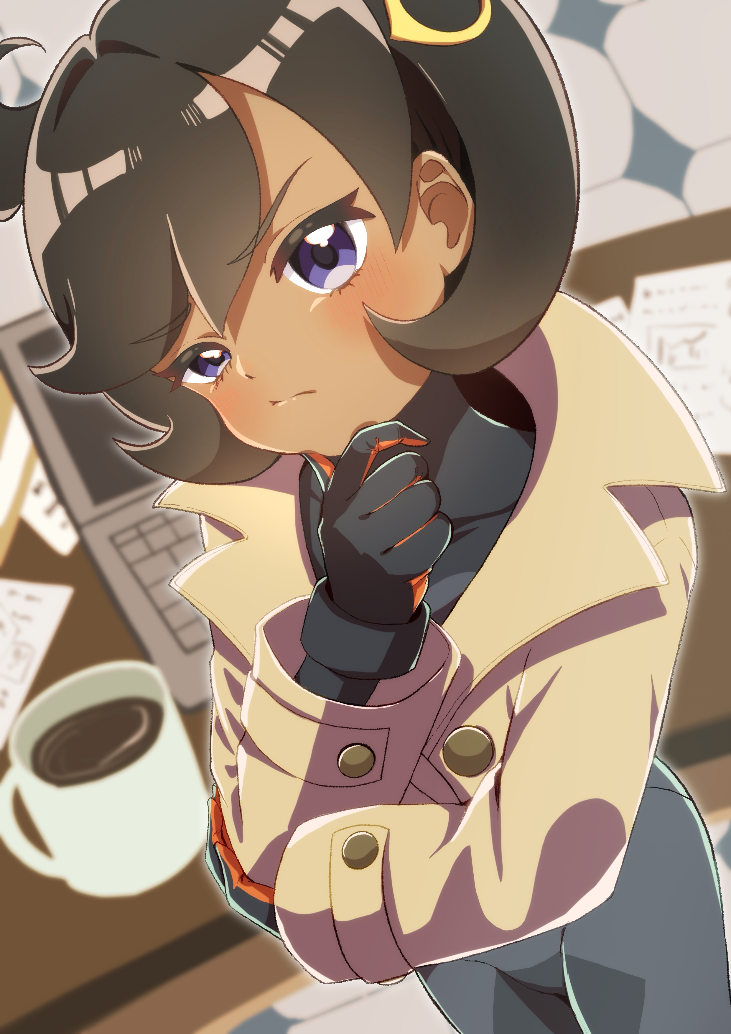 jaromaro (avyj8778), emma (pokemon), nintendo, pokemon, pokemon legends: z-a, absurdres, commentary request, highres, partial commentary, 1girl, aged up, black bodysuit, black gloves, black hair, blurry, blurry background, bodysuit, bodysuit under clothes, brown jacket, closed mouth, coffee, coffee mug, computer, covered collarbone, cowboy shot, cowlick, cup, dark-skinned female, dark skin, finger to own chin, from above, gloves, hair between eyes, hair ornament, hand on own chin, indoors, jacket, laptop, latex, latex bodysuit, long sleeves, looking at viewer, mug, orange gloves, paper, purple eyes, short hair, sidelocks, solo, standing, swept bangs, table, thinking, two-tone gloves