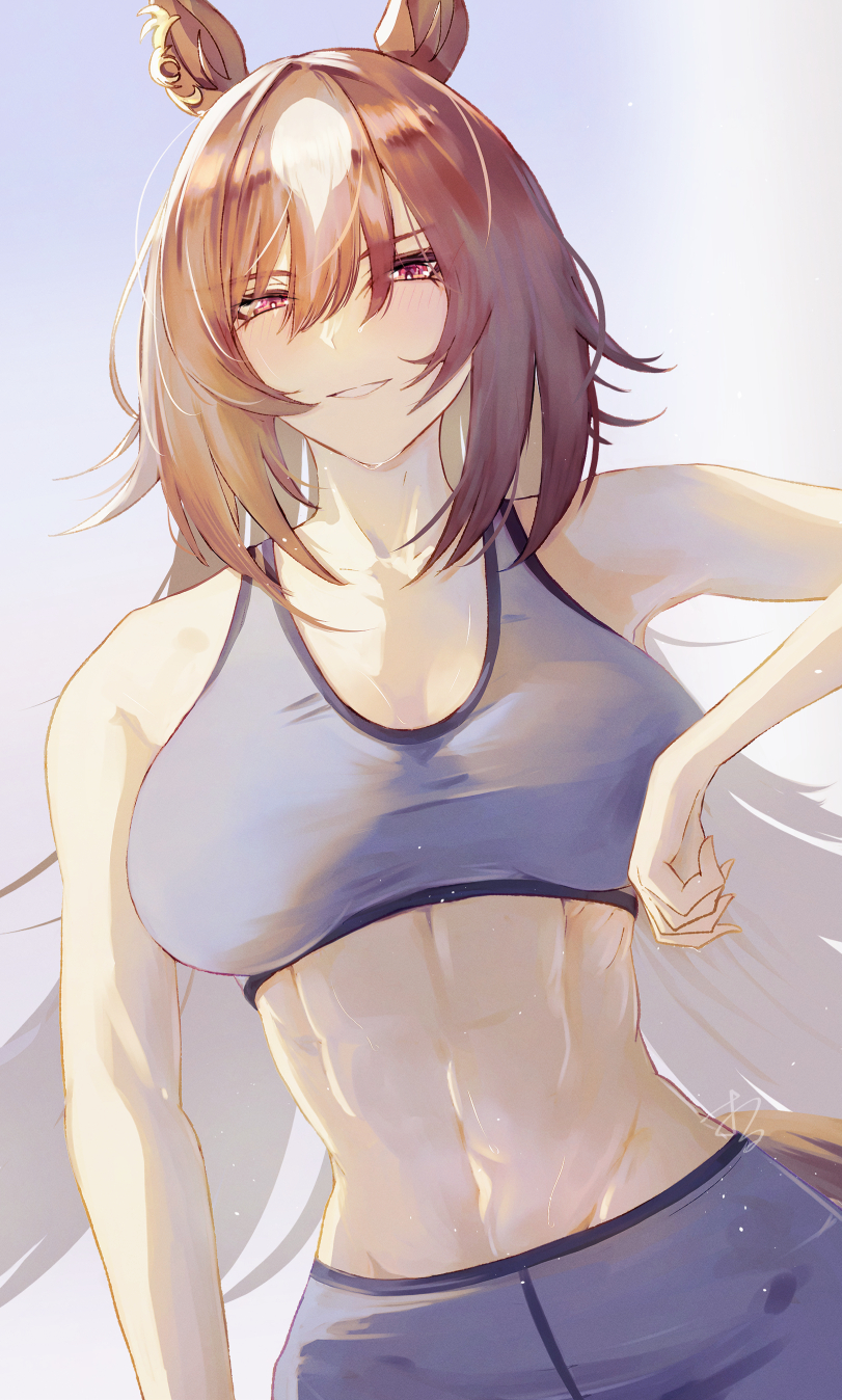 orusun, sirius symboli (umamusume), umamusume, highres, 1girl, abs, animal ears, bare shoulders, blush, breasts, brown hair, grey shorts, grey sports bra, hair between eyes, horse ears, horse girl, horse tail, large breasts, long hair, looking at viewer, multicolored hair, muscular, muscular female, navel, open mouth, red eyes, shorts, smile, solo, sports bra, stomach, streaked hair, tail, very long hair, white hair, workout clothes