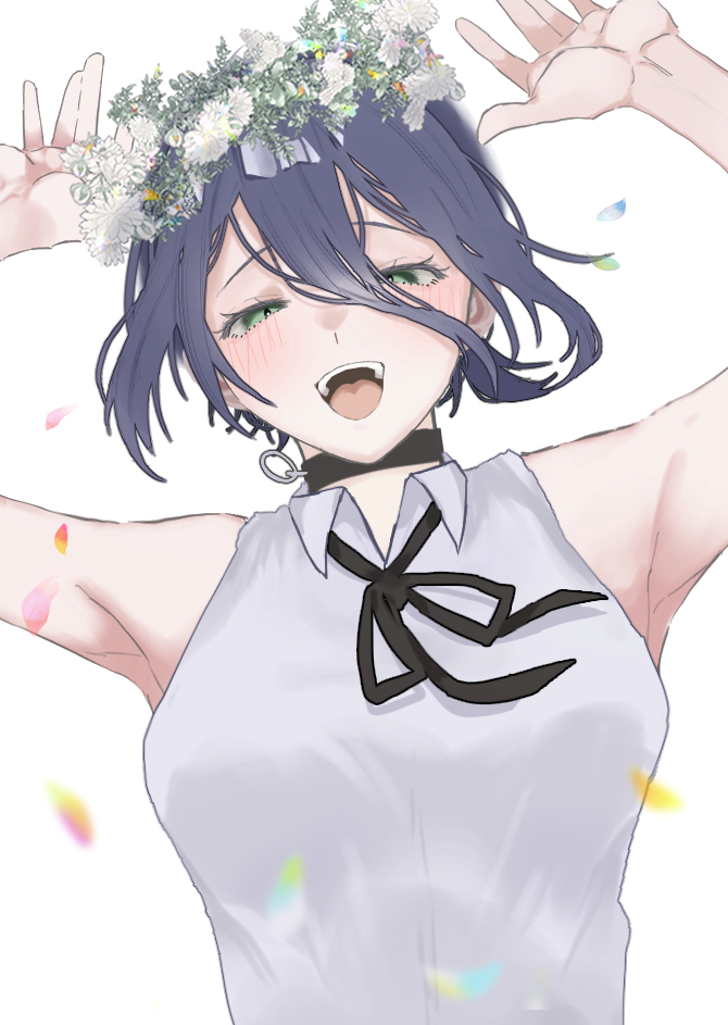 reze (chainsaw man), chainsaw man, 1girl, armpits, arms up, black choker, black hair, black ribbon, blue hair, blush, breasts, choker, collared shirt, flower, flower wreath, green eyes, grenade pin, hair between eyes, half-closed eyes, head wreath, looking at viewer, medium breasts, neck ribbon, open mouth, petals, ribbon, shirt, shonimon, short hair, simple background, sleeveless, sleeveless shirt, smile, solo, teeth, upper body, upper teeth only, white background, white shirt