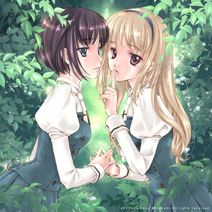 minakami kaori, original, bad id, 00s, 2009, 2girls, blonde hair, blue eyes, brown eyes, brown hair, hairband, holding hands, multiple girls, open m/, school uniform