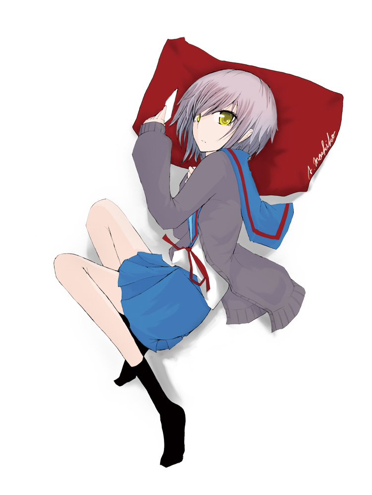 ushi (ushi manji), nagato yuki, suzumiya haruhi no yuuutsu, bad id, bad pixiv id, 00s, cardigan, pillow, purple hair, school uniform, serafuku, short hair, socks, yellow eyes