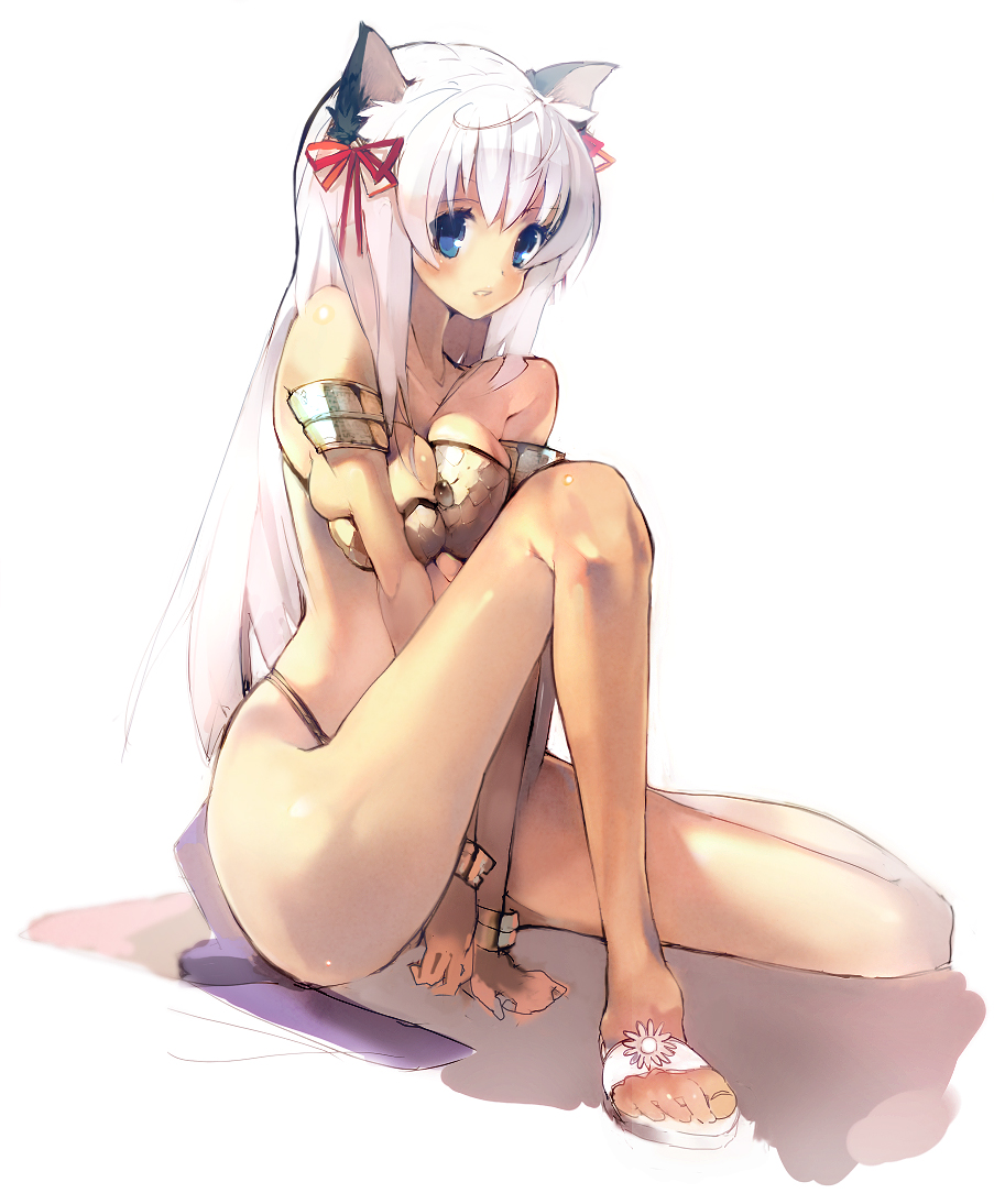 kaede (sayappa), sayappa, dancer (ragnarok online), ragnarok online, bad id, bad pixiv id, 1girl, animal ears, bare shoulders, bikini, blue eyes, breasts, breasts squeezed together, female focus, jewelry, large breasts, long hair, lots of jewelry, sandals, sitting, solo, swimsuit, white hair