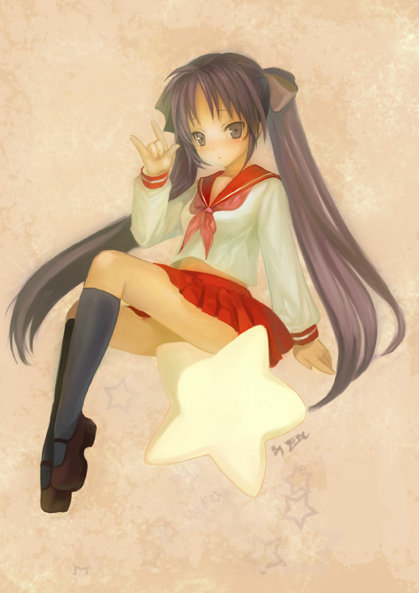yoru (xueyinye), hiiragi kagami, lucky star, bad id, bad pixiv id, 00s, m/, blush, legs, long hair, school uniform, serafuku, sitting, skirt, socks, solo, twintails