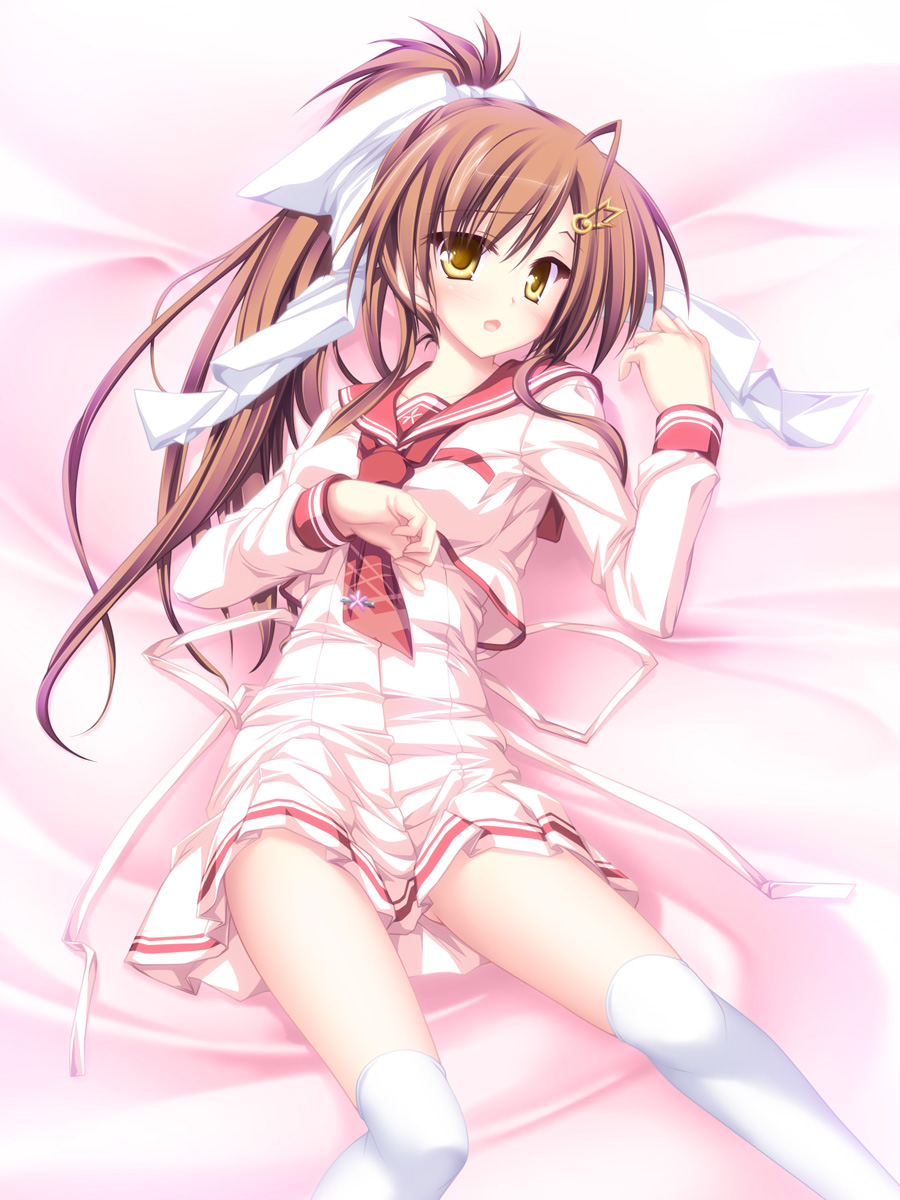 sou (pixiv), tenmaso, yamabuki aoi, tenshinranman, highres, 1girl, brown hair, female focus, hair ornament, hair ribbon, hairclip, long hair, necktie, ponytail, ribbon, school uniform, serafuku, solo, thighhighs, white thighhighs, yellow eyes