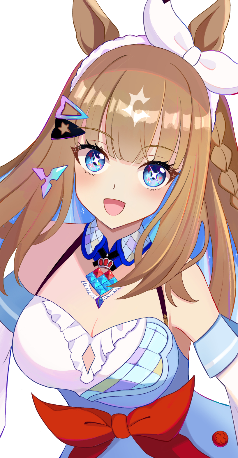 yo-ha, almond eye (umamusume), umamusume, highres, 1girl, animal ears, blue eyes, blunt bangs, blush, breasts, cleavage, collarbone, detached sleeves, hair ornament, hairband, hairclip, horse ears, horse girl, jewelry, looking at viewer, medium breasts, multicolored hair, necklace, open mouth, portrait, simple background, solo, two-tone hair, white background