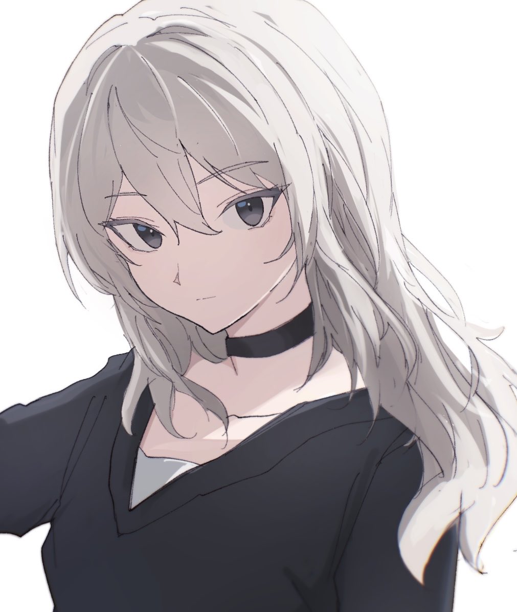 n nai nai n, kawaragi momoka, girls band cry, commentary, 1girl, black choker, black eyes, black sweater, choker, closed mouth, grey hair, hair between eyes, long hair, multicolored hair, roots (hair), simple background, solo, sweater, upper body, white background