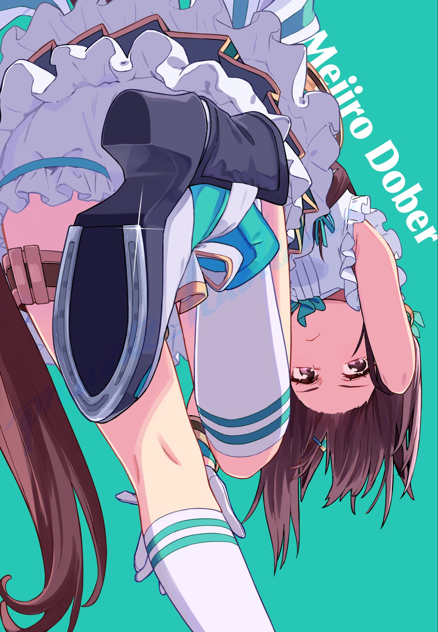 mitsusaka mitsumi, mejiro dober (twisted line) (umamusume), mejiro dober (umamusume), umamusume, commentary request, highres, revision, 1girl, animal ears, bent over, bloomers, boots, brown eyes, character name, closed mouth, gloves, green background, high heel boots, high heels, horse ears, horse girl, horse tail, kneepits, long hair, looking at viewer, shirt, simple background, sleeveless, sleeveless shirt, socks, solo, standing, standing on one leg, tail, thigh strap, thighs, underwear, upside-down, upskirt, white gloves, white shirt, white socks