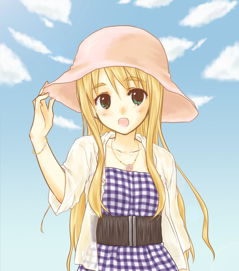 seri natsume, kotobuki tsumugi, k-on!, 00s, 1girl, blonde hair, blush, bracelet, bucket hat, casual, female focus, green eyes, hat, jewelry, long hair, necklace, open mouth, outdoors, sky, solo