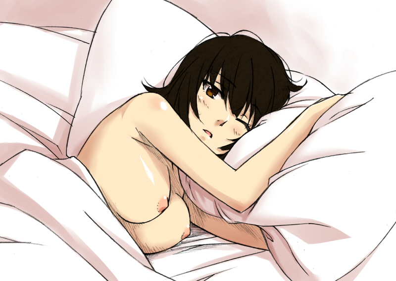 sawa jaaji, suehiro anna, hourou musuko, bad id, bad pixiv id, 1girl, bed, blush, breasts, brown eyes, brown hair, hugging object, lying, nipples, nude, one eye closed, pillow, pillow hug, short hair, sleepy, wink