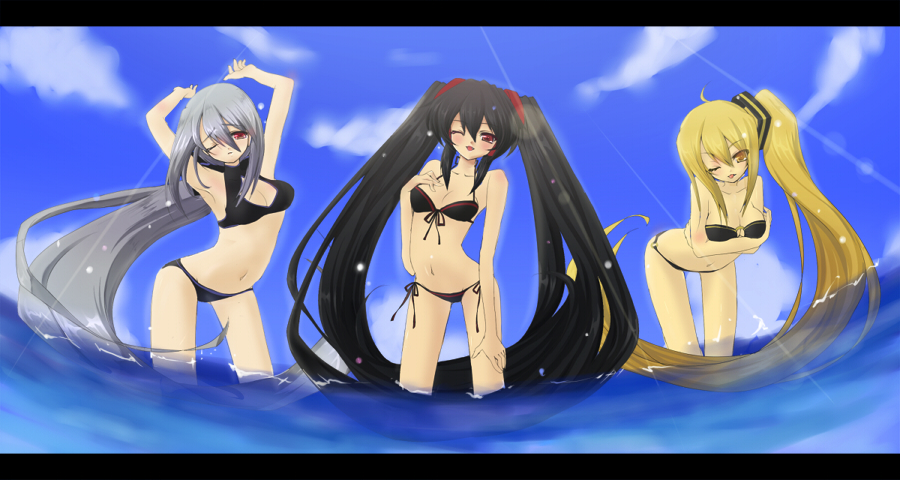 oota minoru, akita neru, yowane haku, zatsune miku, vocaloid, breast hold, silver hair, 3girls, ahoge, armpits, arms up, asymmetrical hair, bandeau, bikini, black hair, blonde hair, breasts, cleavage, cloud, day, fisheye, front-tie top, letterboxed, long hair, medium breasts, multiple girls, navel, o-ring, o-ring top, ocean, one eye closed, outdoors, ponytail, red eyes, side-tie bikini bottom, side ponytail, sky, swimsuit, twintails, very long hair, wading, wink, yellow eyes