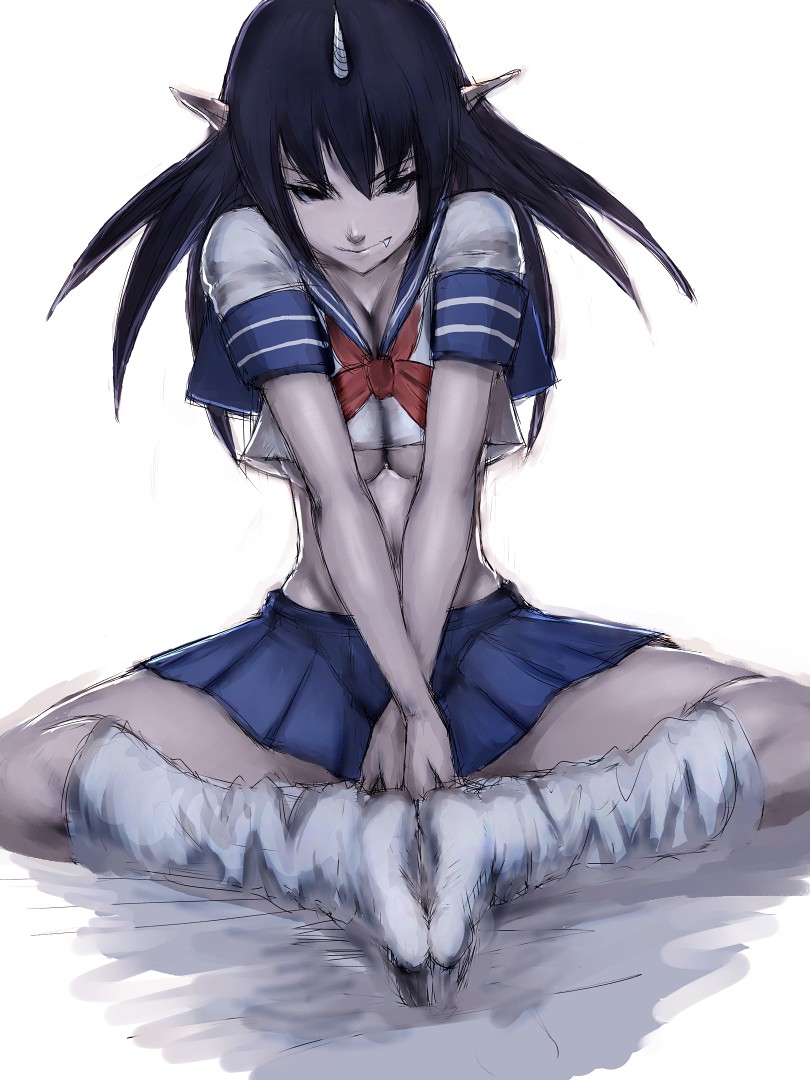 fumio (rsqkr), 1girl, black eyes, black hair, breasts, cleavage, demon girl, fang, female focus, horns, kneehighs, large breasts, long hair, loose socks, midriff, miniskirt, oni, pleated skirt, pointy ears, school uniform, serafuku, single horn, sitting, skirt, socks, solo, underboob