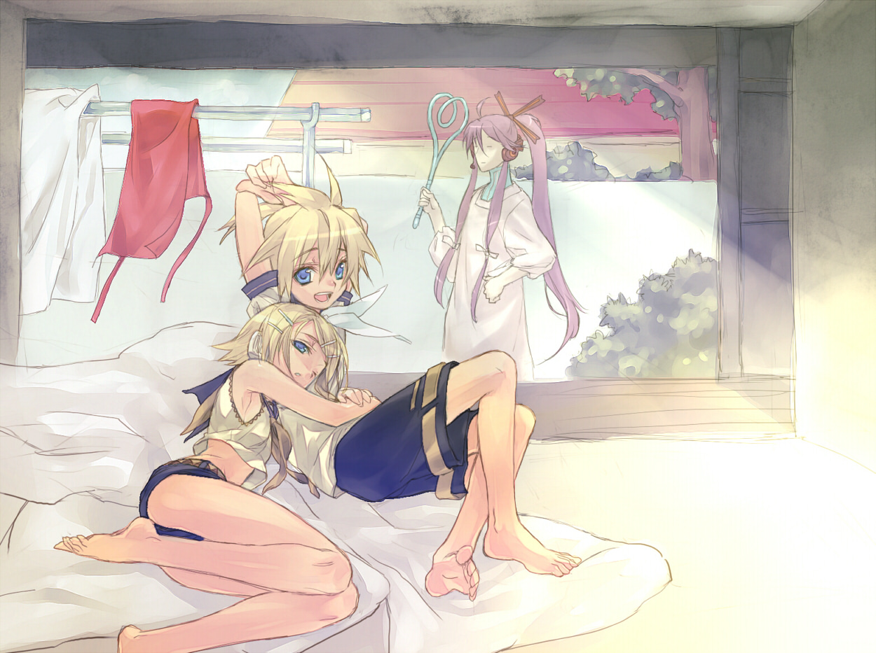 wanko (pixiv), wanko (takohati8), kagamine len, kagamine rin, kamui gakupo, vocaloid, 1girl, 2boys, barefoot, blonde hair, blue eyes, feet, futon, hair ornament, hairclip, hug, indoors, long hair, lying, multiple boys, short hair, shorts, sleepy, slice of life, very long hair