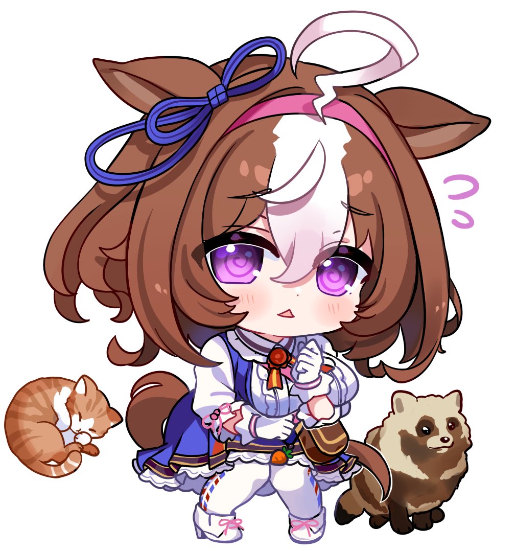 chocola vt, meisho doto (turbulent blue) (umamusume), meisho doto (umamusume), meto (cat), umamusume, curled tail, 1girl, ahoge, animal ears, bag, between breasts, blue dress, blush, bow, breasts, brown hair, cat, chibi, closed eyes, closed mouth, double-parted bangs, dress, ear ribbon, gloves, hair between eyes, hairband, headband, horse ears, horse girl, horse tail, large breasts, long sleeves, looking at viewer, medium hair, multicolored hair, open mouth, pantyhose, pink hairband, pink headband, purple eyes, short hair, shoulder bag, simple background, strap between breasts, tail, tanuki, two-tone hair, white background, white dress, white gloves, white hair, white pantyhose