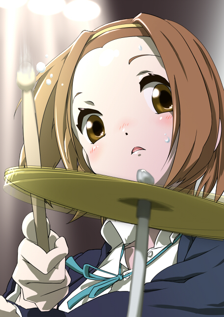 nama (namaiki), tainaka ritsu, k-on!, bad id, bad pixiv id, 00s, 1girl, blazer, blush, brown eyes, brown hair, drum, drumsticks, female focus, from below, headband, instrument, jacket, looking down, ribbon, school uniform, short hair, solo, spotlight, sweat, tomboy