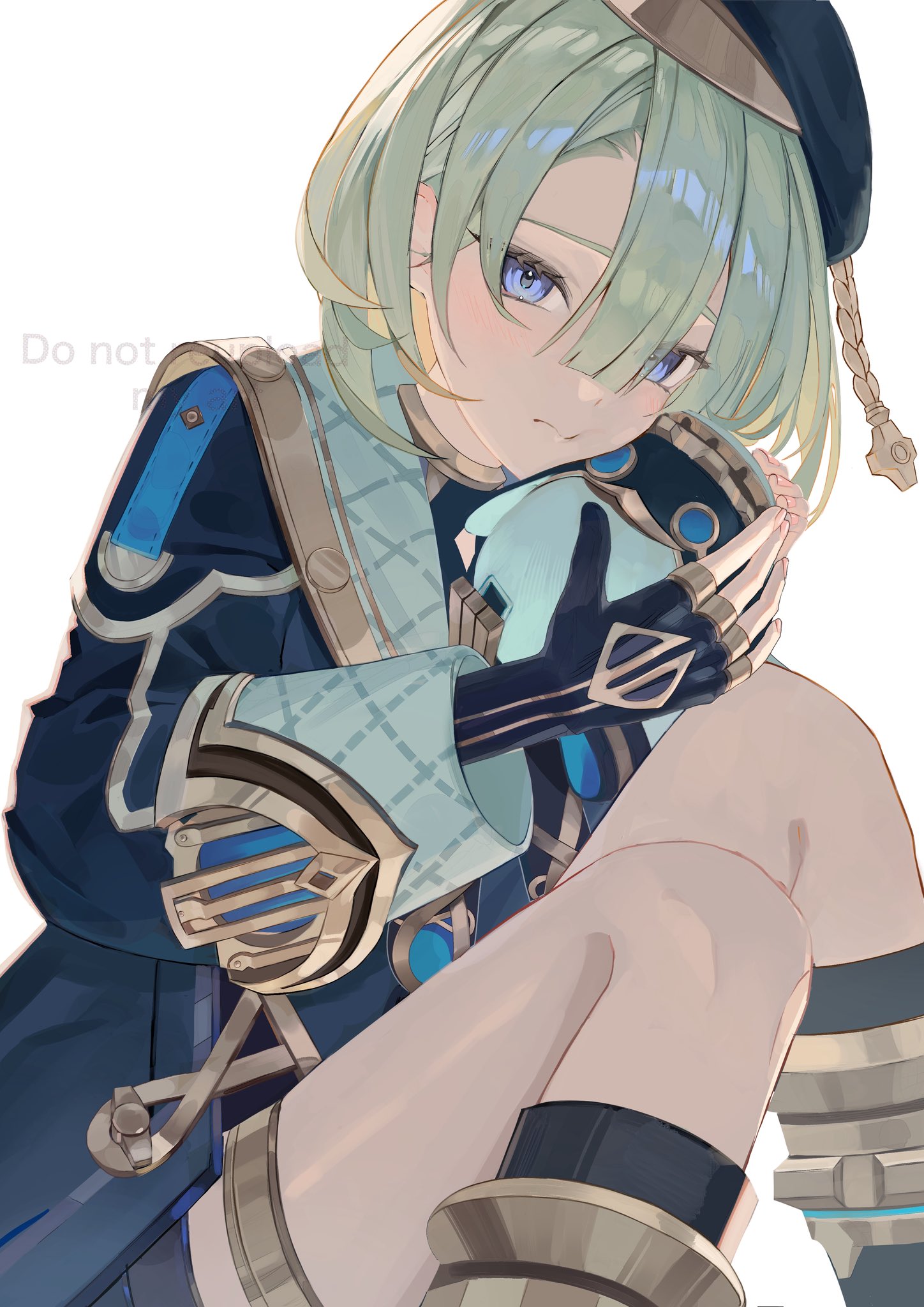 appon pon, freminet (genshin impact), pers (genshin impact), genshin impact, highres, 1boy, beret, bishounen, black gloves, blonde hair, blue eyes, boots, closed mouth, cowboy shot, feet out of frame, fingerless gloves, gloves, hair between eyes, hat, holding, long sleeves, looking at viewer, male focus, short hair, shorts, simple background, sitting, smile, solo, thighs, white background