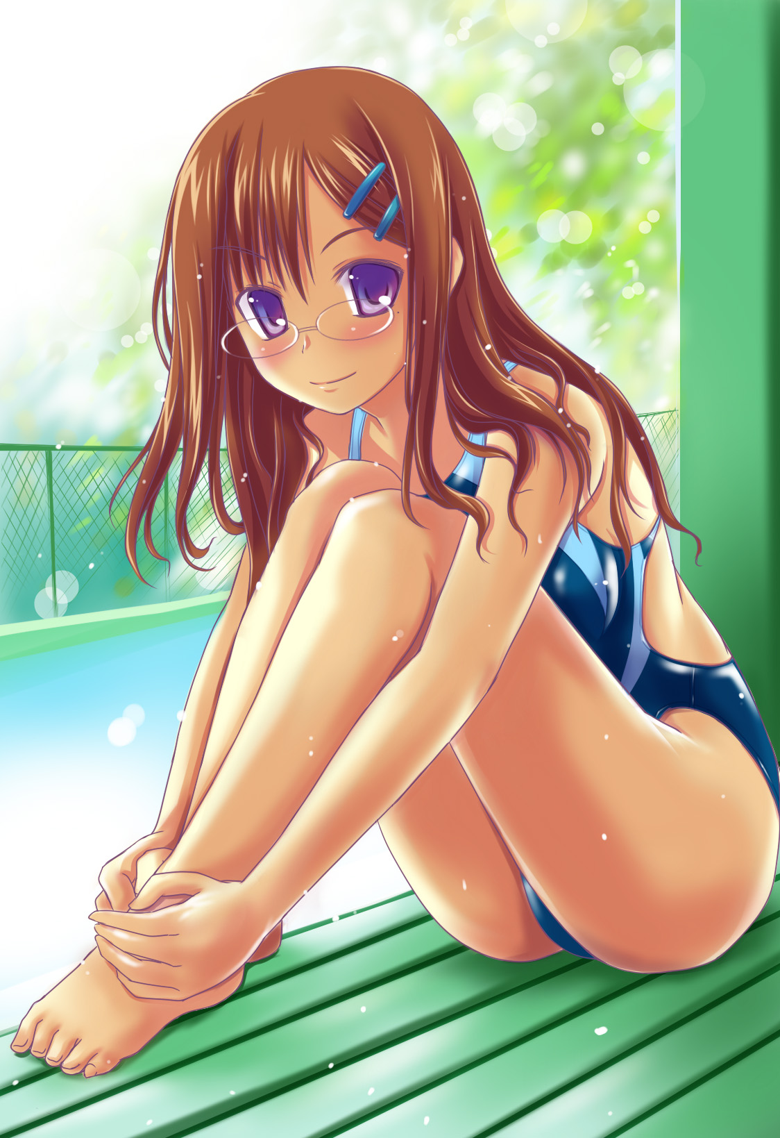 coffee yarou, original, highres, 1girl, barefoot, blush, brown hair, chain-link fence, competition swimsuit, day, feet, female focus, fence, glasses, hair ornament, hairclip, hands on feet, hugging own legs, long hair, looking at viewer, mole, mole under eye, one-piece swimsuit, outdoors, pool, poolside, purple eyes, smile, solo, sunlight, swimsuit, tan, wet