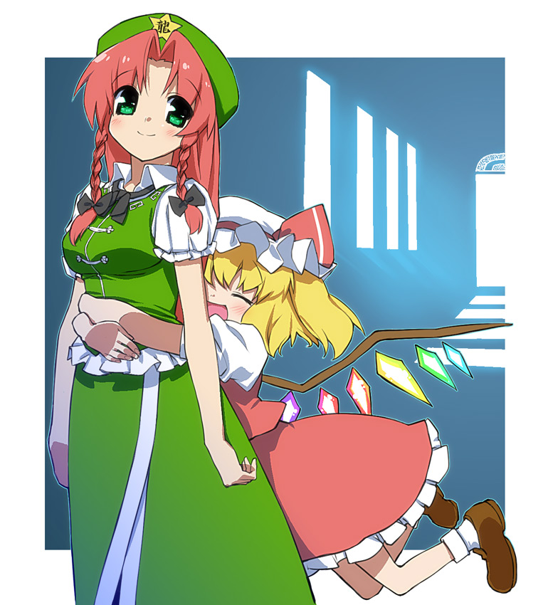 tonbi, flandre scarlet, hong meiling, embodiment of scarlet devil, touhou, bad id, bad pixiv id, 2girls, :d, ^ ^, blonde hair, braid, china dress, chinese clothes, closed eyes, dress, female focus, glomp, green eyes, happy, hat, hug, hug from behind, long hair, multiple girls, open mouth, red hair, short hair, smile, twin braids, wings
