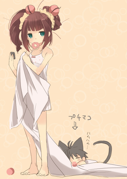 taira tsukune, kikuchi makoto, takatsuki yayoi, idolmaster, idolmaster (classic), 00s, animal ears, barefoot, camisole, chibi, child, donut, food, green eyes, messy hair, mouth hold, tail, twintails