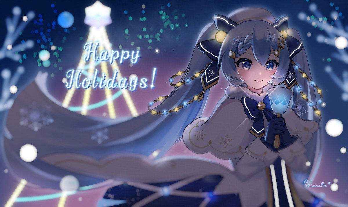 monitaros 393, hatsune miku, yuki miku, yuki miku (2021), vocaloid, commentary request, 1girl, aqua eyes, aqua hair, bass clef, bell, beret, black gloves, blue bow, blue tabard, bow, capelet, christmas lights, closed mouth, dress, gloves, gold trim, hair between eyes, hair bow, hair ornament, hat, holding, holding bell, long hair, multiple hair bows, musical note, musical note print, official alternate costume, official alternate hairstyle, smile, snowflake print, snowflakes, solo, tabard, treble clef, twintails, very long hair, white capelet, white dress, white hat
