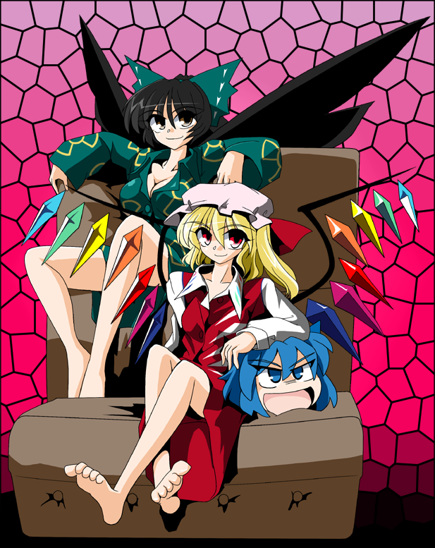 kieyza, cirno, flandre scarlet, reiuji utsuho, touhou, 2girls, bad anatomy, bad feet, barefoot, feet, multiple girls, poorly drawn, sitting, wings, yukkuri shiteitte ne