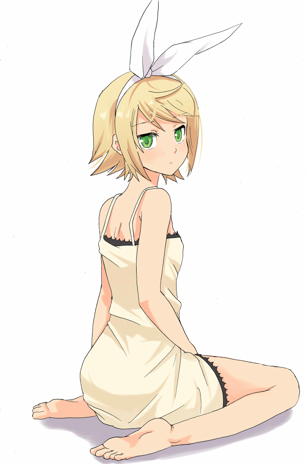 hyakuen raitaa, kagamine rin, vocaloid, bad id, bad pixiv id, 1girl, barefoot, blonde hair, blush, dress, feet, female focus, full body, green eyes, hair ribbon, looking back, ribbon, short hair, simple background, sitting, solo, sundress, wariza