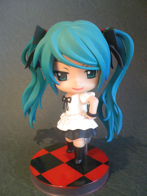 hatsune miku, nendoroid, vocaloid, world is mine (vocaloid), photo (medium), figure, figure (medium), green eyes, green hair, long hair, ribbon, skirt, solo, thighhighs, twintails, very long hair
