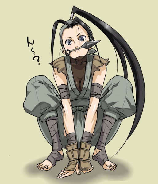 swing (artist), ibuki, capcom, street fighter, street fighter iii, street fighter iii: 3rd strike, resized, kunai, mouth hold, ninja, pixiv thumbnail, ponytail, squatting, weapon